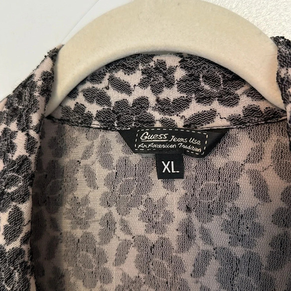 GUESS JEANS Y2K Flower Mesh Blouse EVC XL (fits like L- see measurements). - Picture 2 of 4